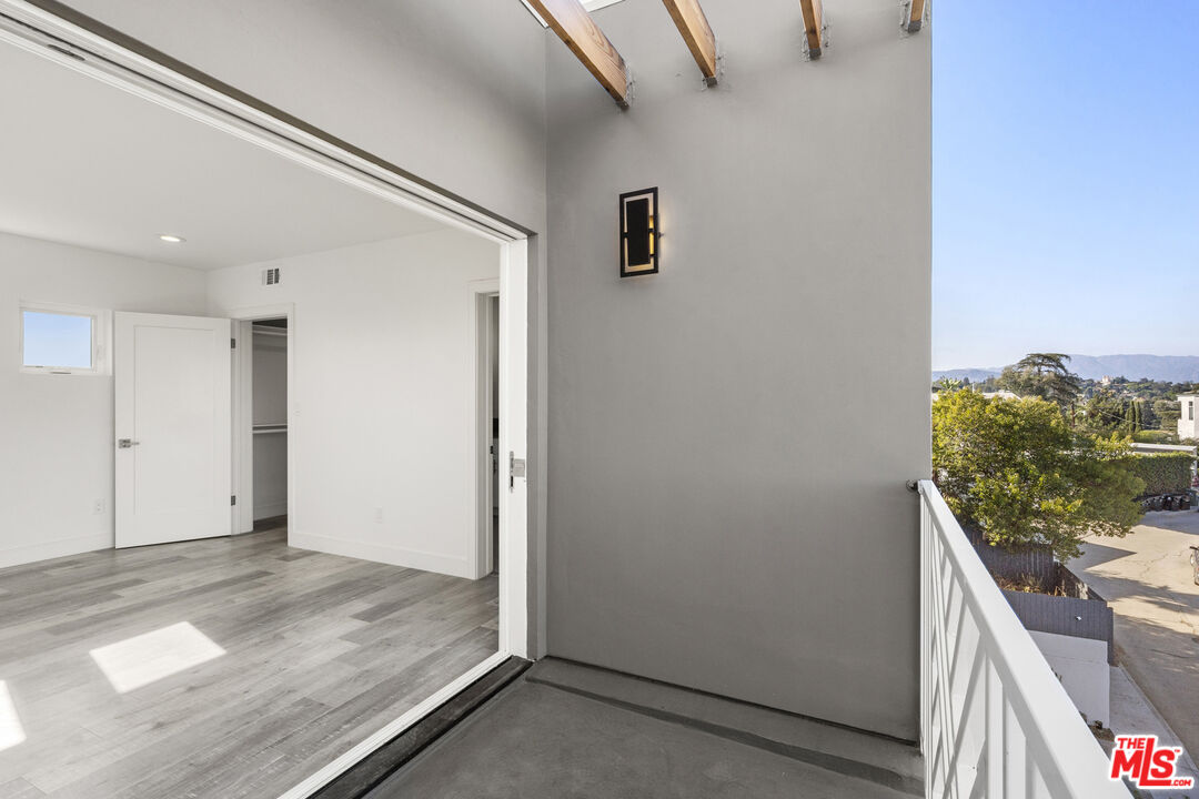 1655 Sargent Ct, Silver Lake