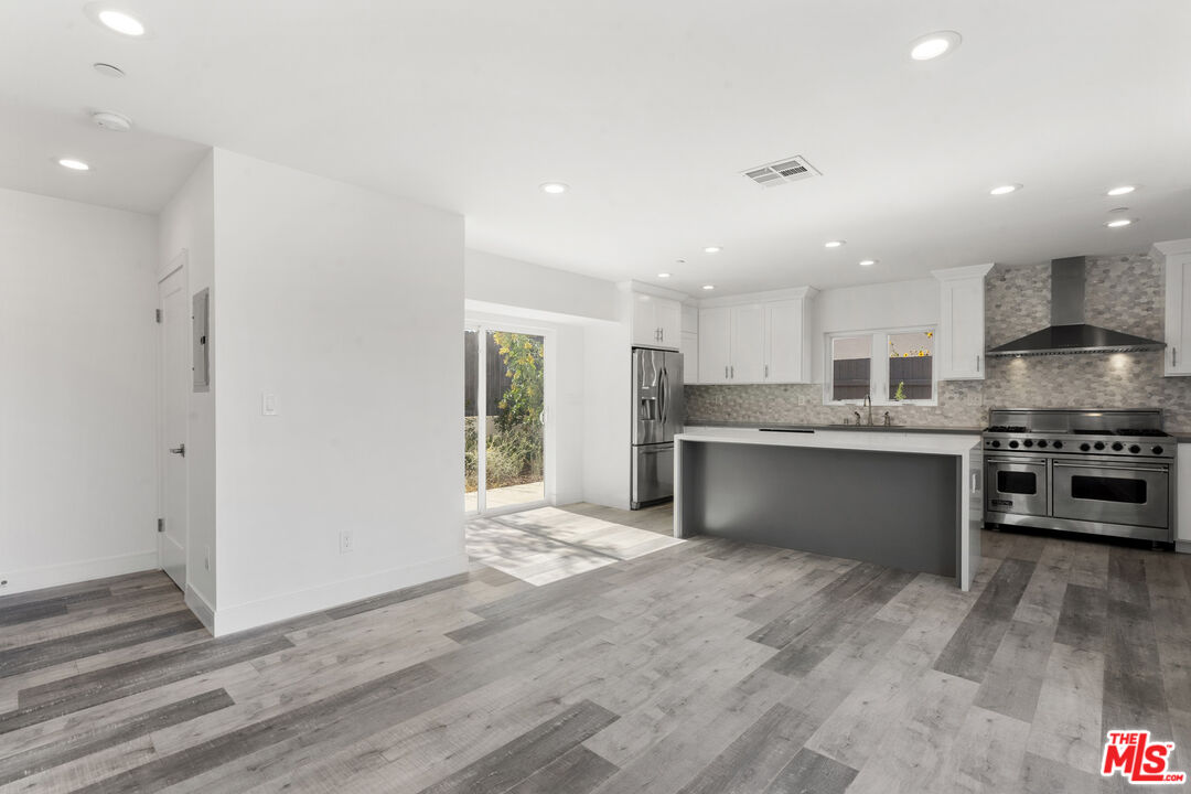 1655 Sargent Ct, Silver Lake
