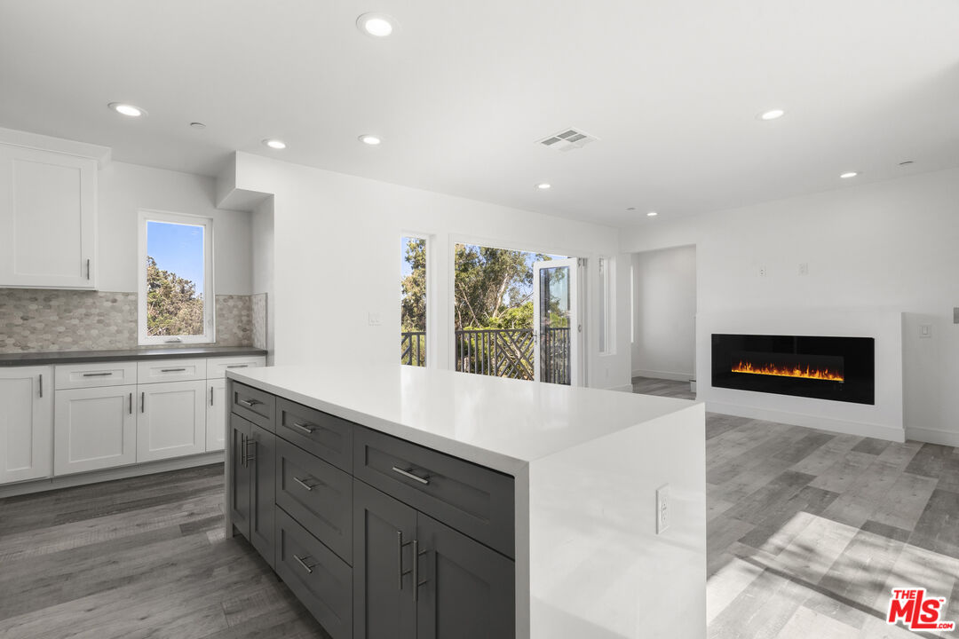 1655 Sargent Ct, Silver Lake