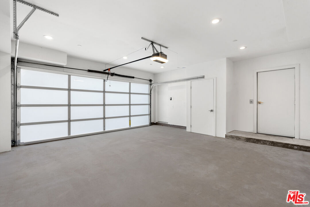 1655 Sargent Ct, Silver Lake