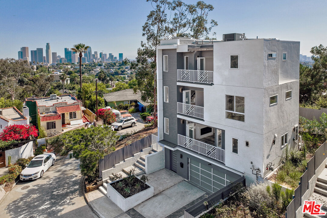 1655 Sargent Ct, Silver Lake