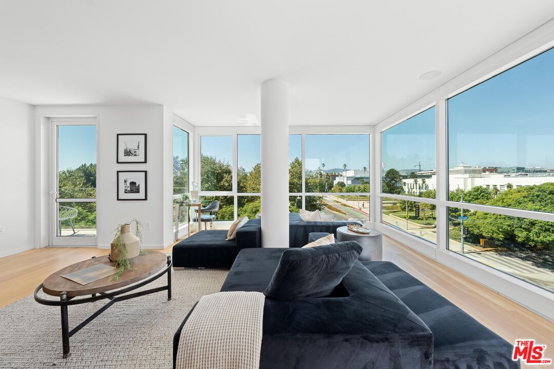 1705 Ocean Ave Unit: 415, Santa Monica