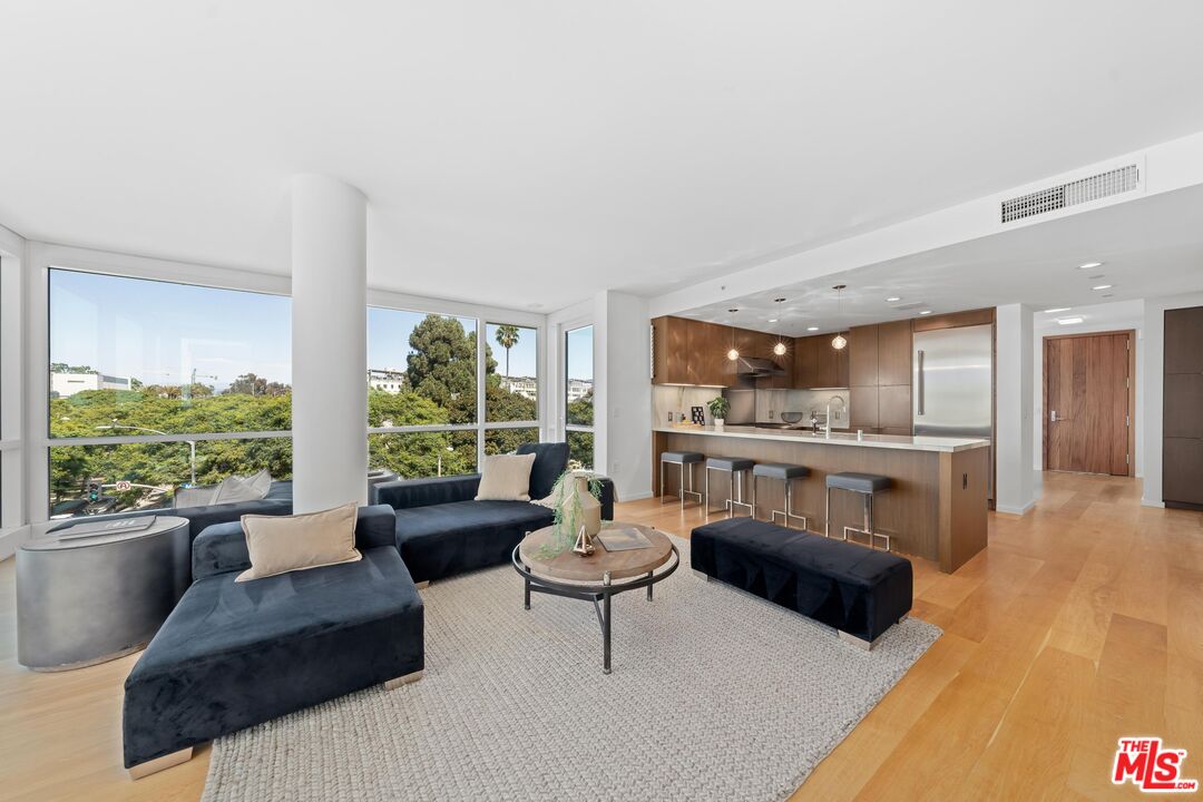 1705 Ocean Ave Unit: 415, Santa Monica