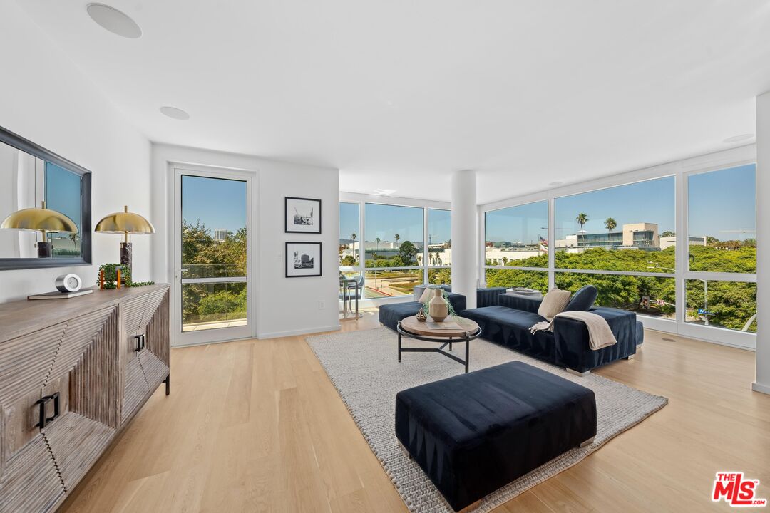 1705 Ocean Ave Unit: 415, Santa Monica