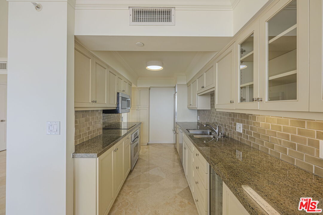 201 Ocean Ave Unit: 601P, Santa Monica