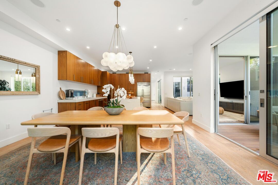 2004 Louella Ave, Venice