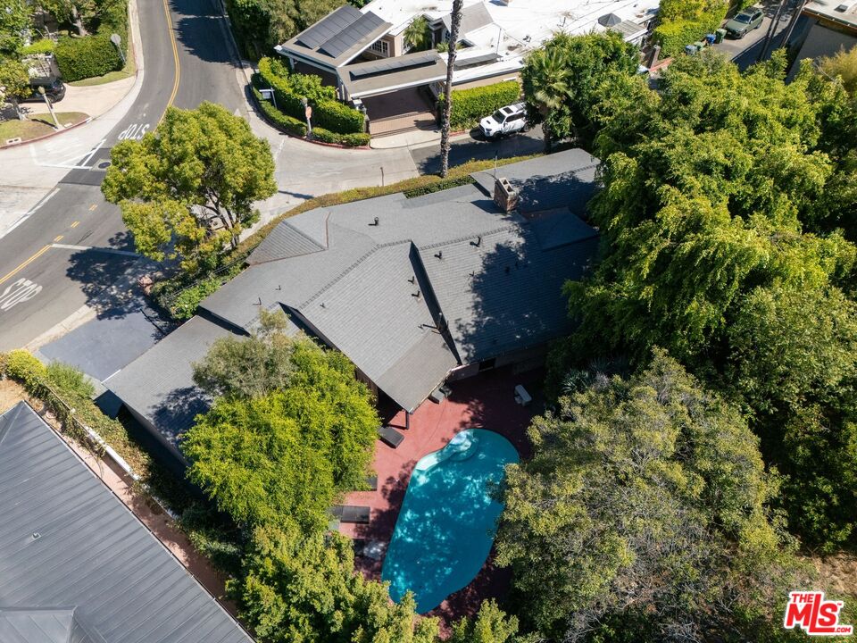 1301 Sunset Plaza Dr, Sunset Strip