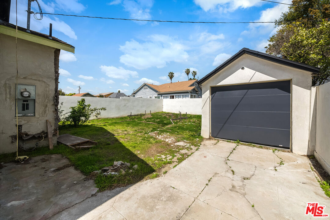 4421 Oakwood Ave, Mid-Wilshire