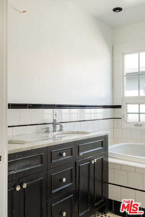 1739 251st St, Lomita