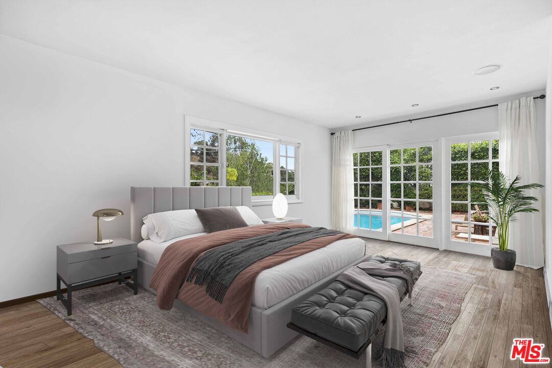 10216 Cielo Dr, Beverly Hills