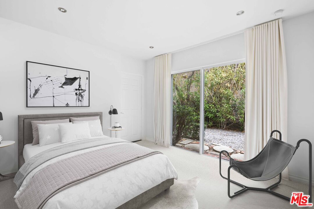 10216 Cielo Dr, Beverly Hills