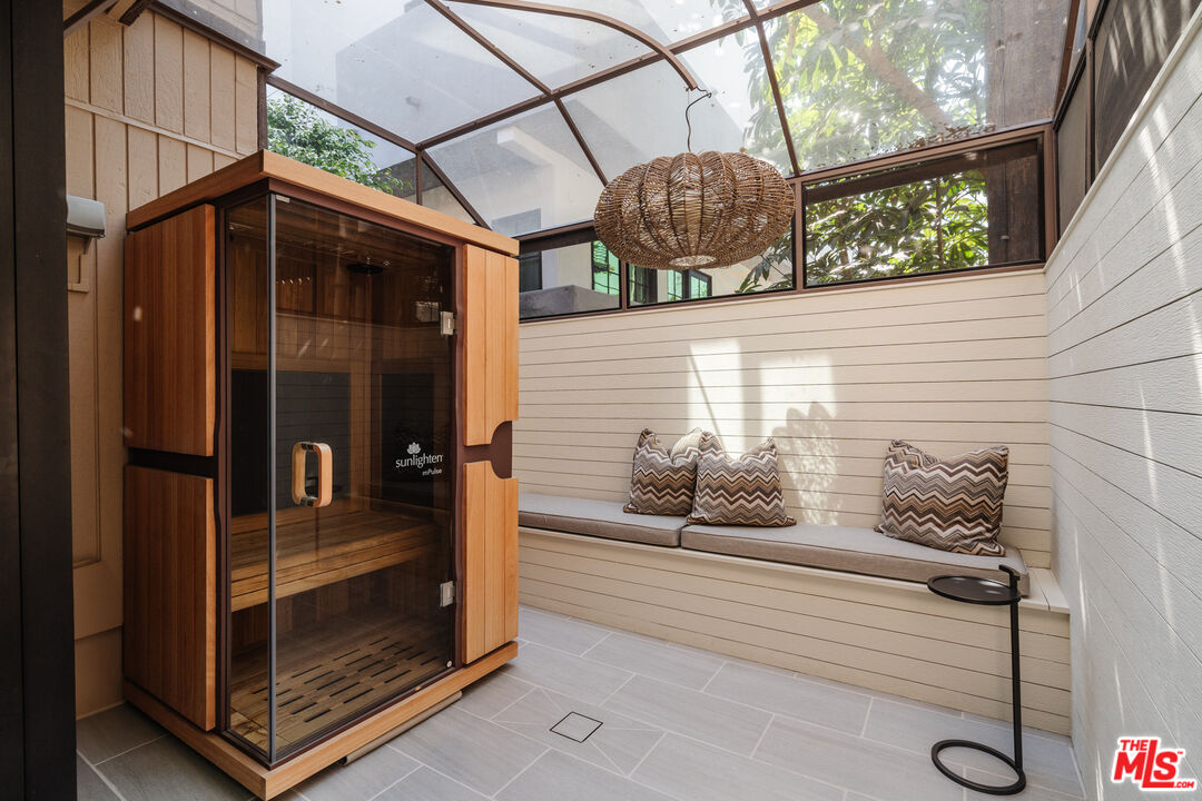 853 Larrabee St Unit: 6, West Hollywood
