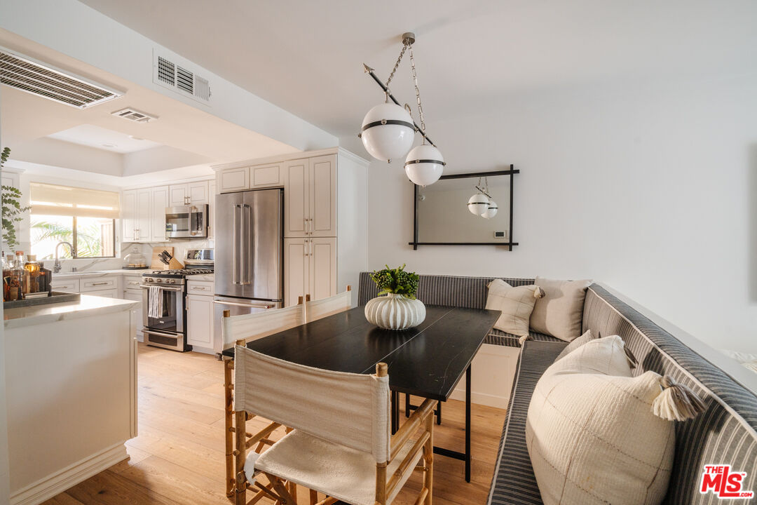 853 Larrabee St Unit: 6, West Hollywood