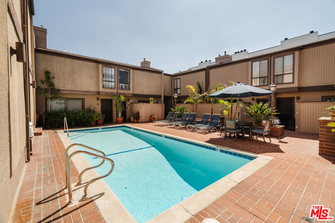 853 Larrabee St Unit: 6, West Hollywood