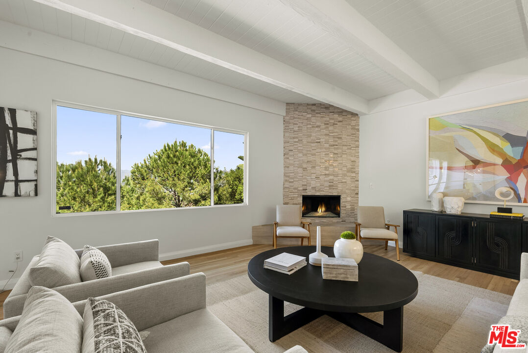 7346 Pacific View Dr, Sunset Strip