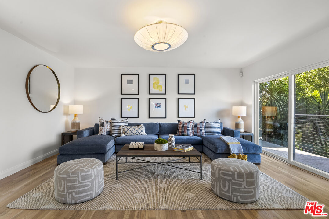 7346 Pacific View Dr, Sunset Strip
