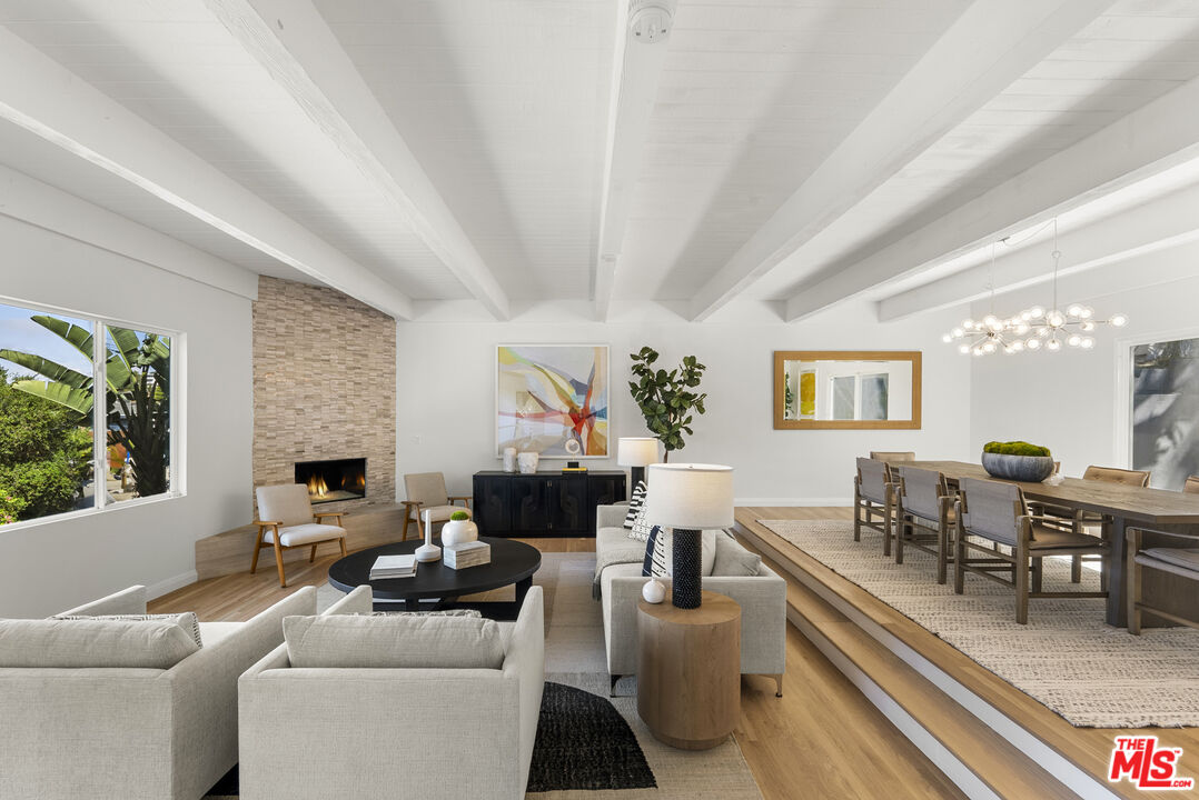 7346 Pacific View Dr, Sunset Strip