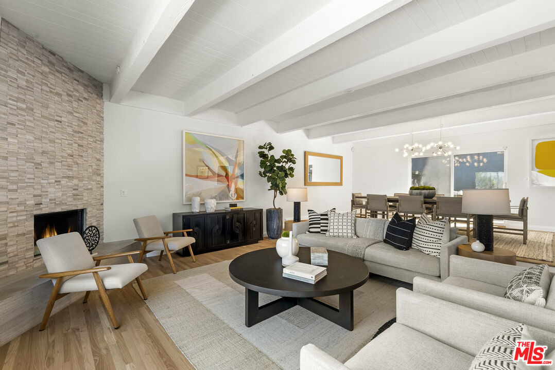 7346 Pacific View Dr, Sunset Strip
