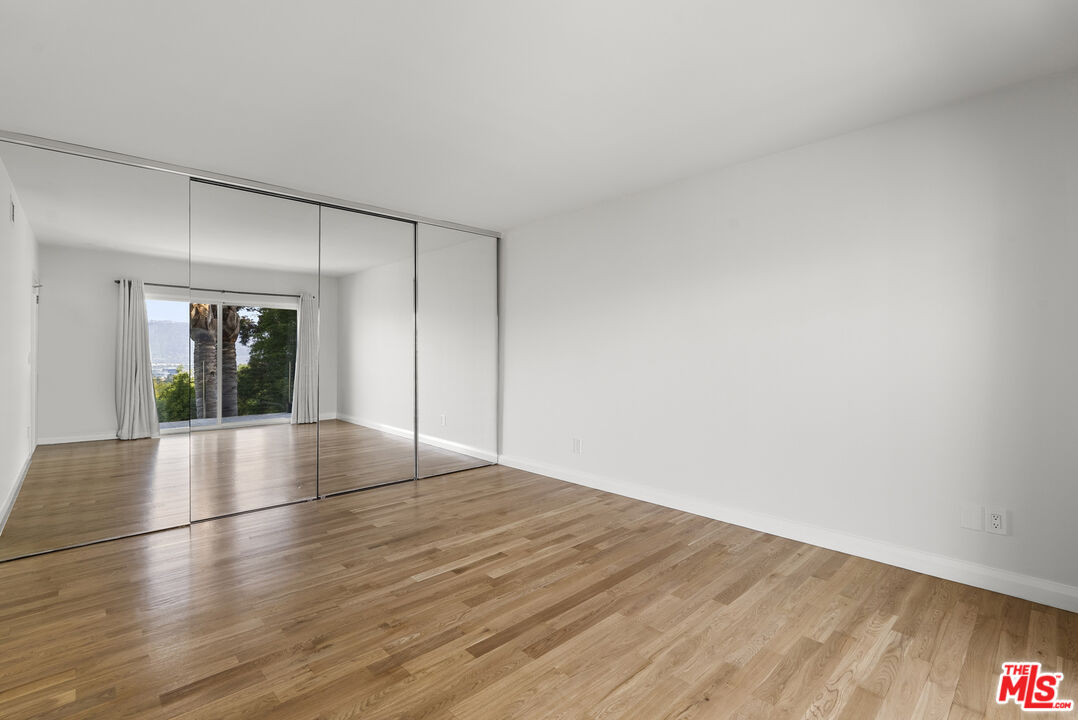 7346 Pacific View Dr, Sunset Strip