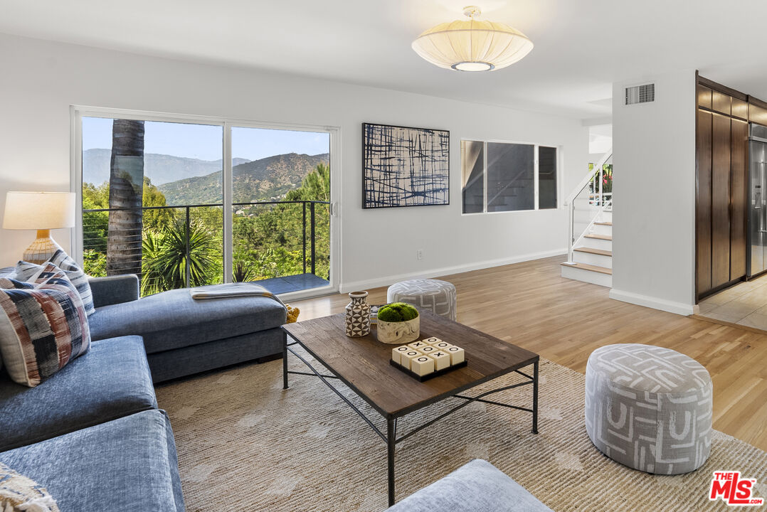 7346 Pacific View Dr, Sunset Strip