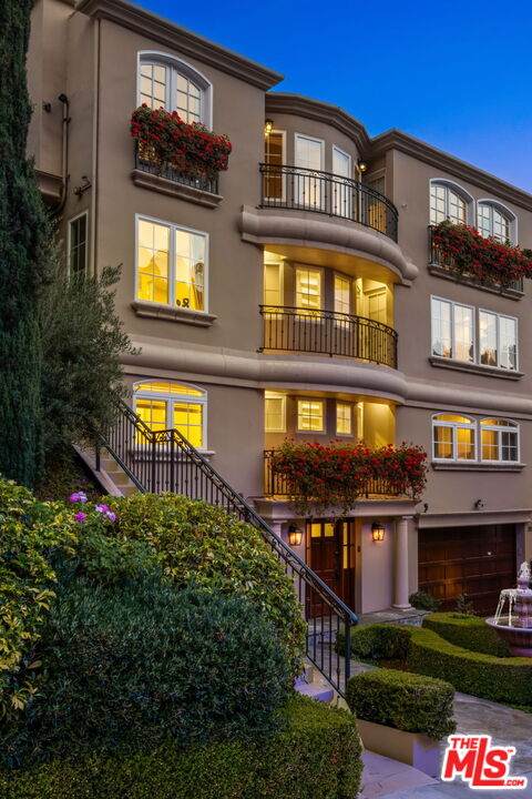 2030 N Curson Ave, hollywood hills