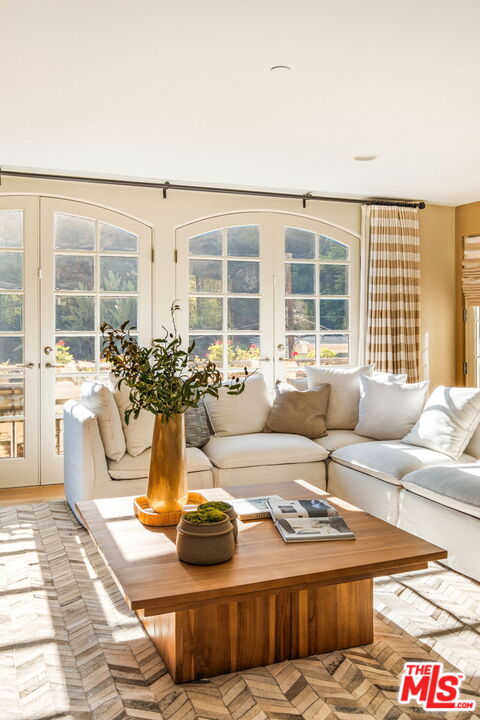 2030 N Curson Ave, hollywood hills