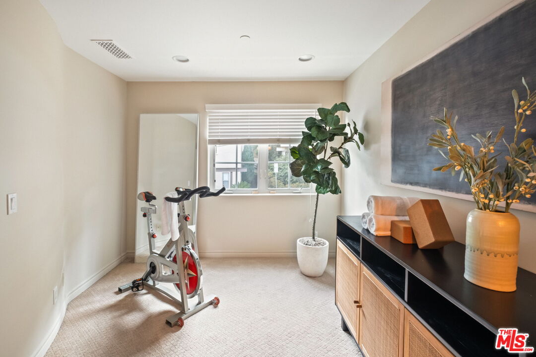 2030 N Curson Ave, hollywood hills