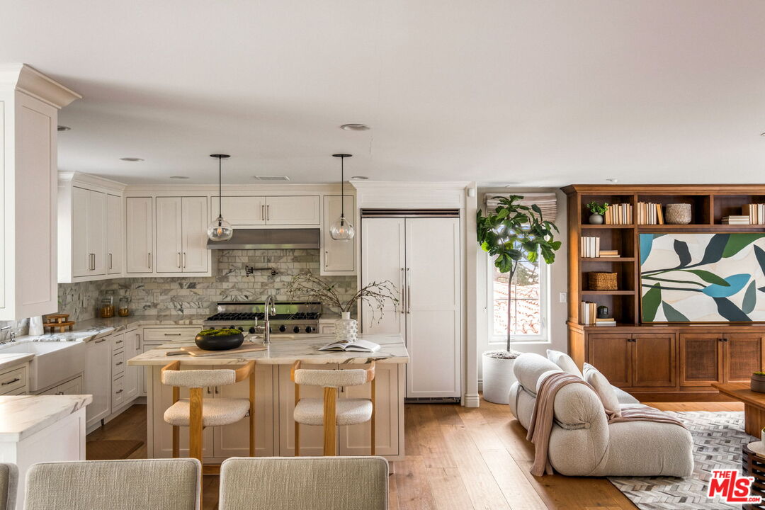 2030 N Curson Ave, hollywood hills