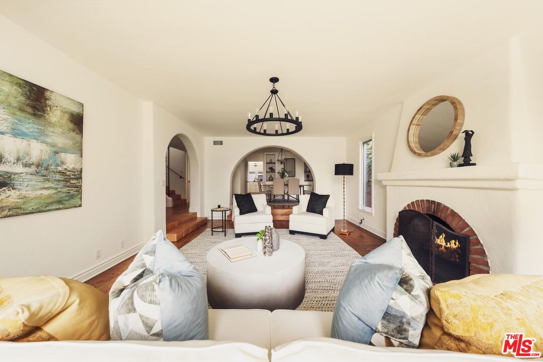 239 Georgina Ave, Santa Monica