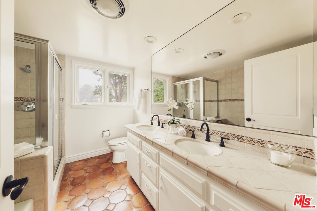 239 Georgina Ave, Santa Monica