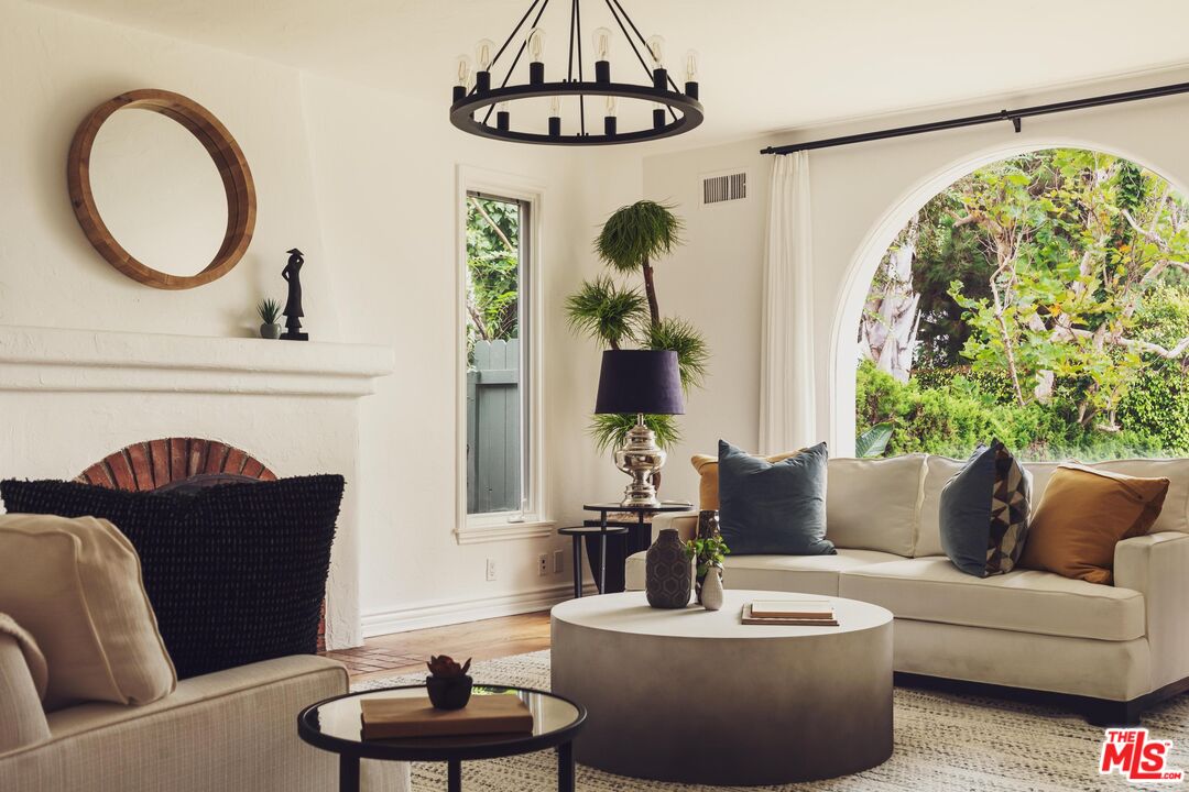 239 Georgina Ave, Santa Monica