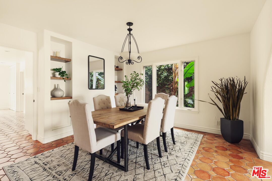 239 Georgina Ave, Santa Monica