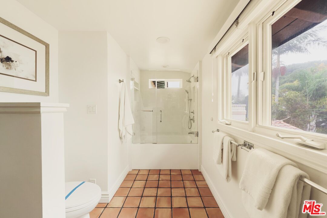239 Georgina Ave, Santa Monica