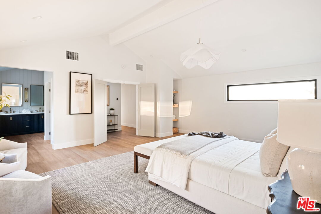 890 Falmouth St, Thousand Oaks