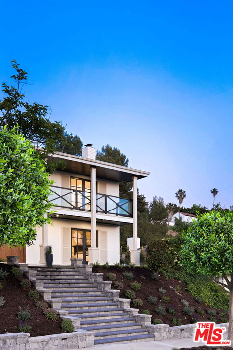 890 Falmouth St, Thousand Oaks
