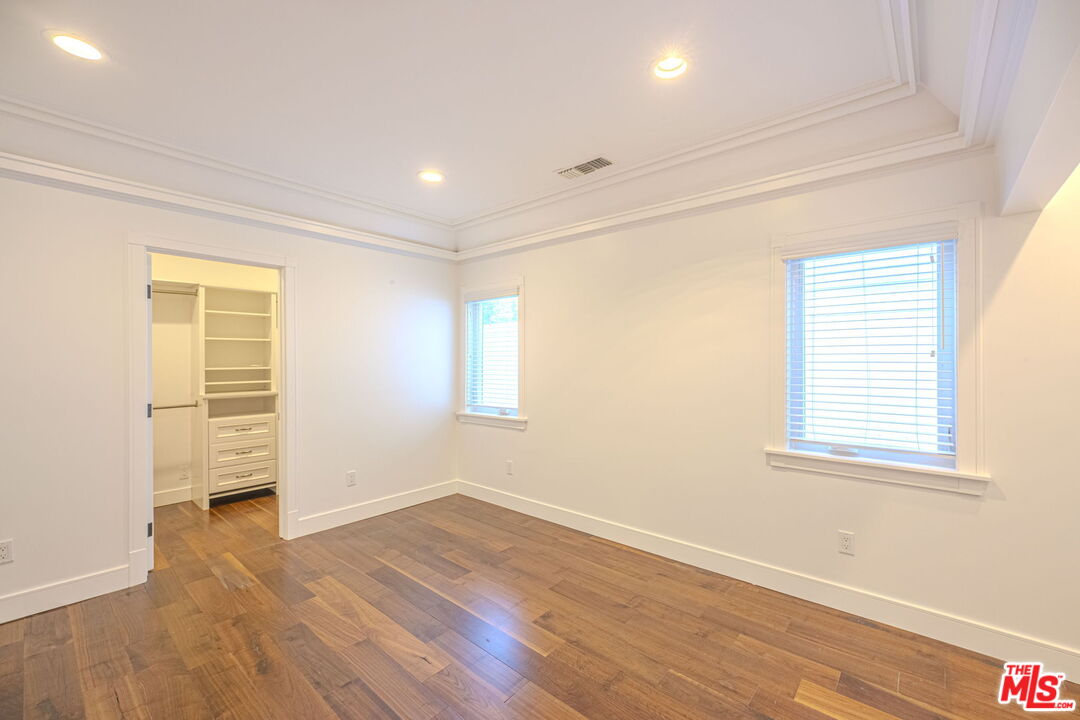 645 N Sierra Bonita Ave, Beverly Center