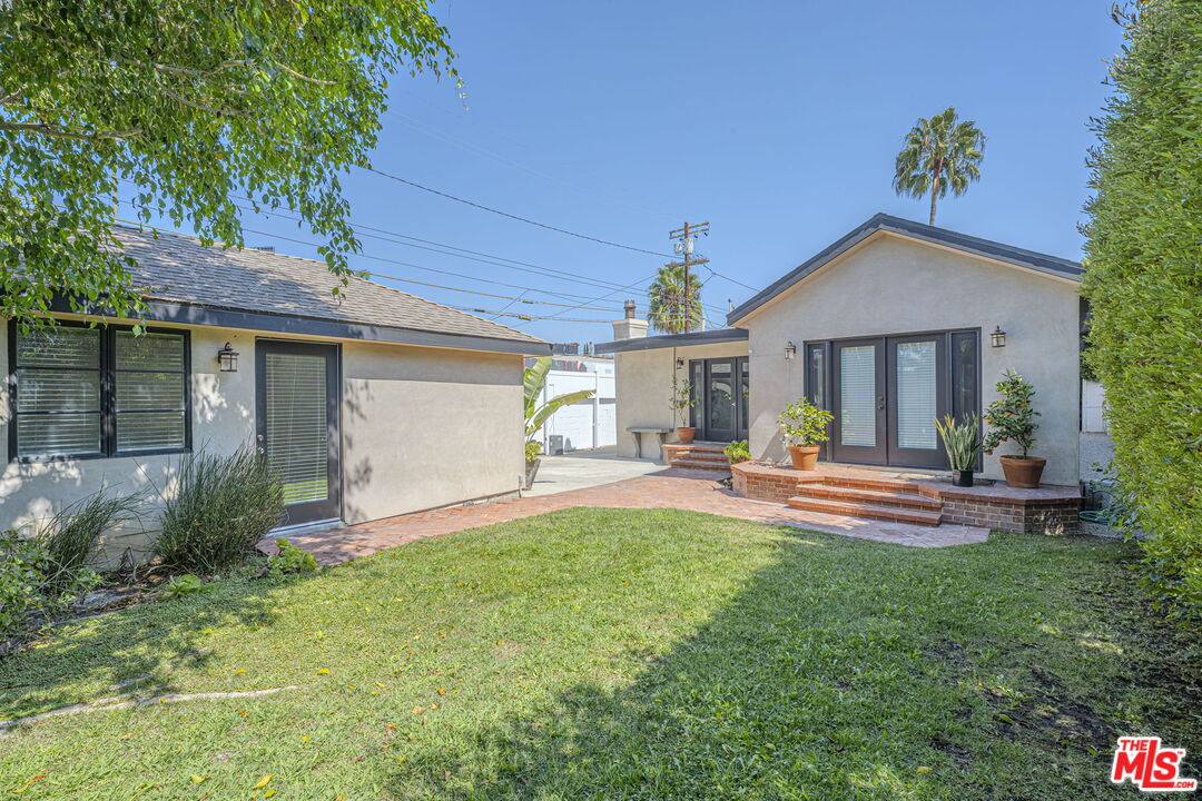 645 N Sierra Bonita Ave, Beverly Center