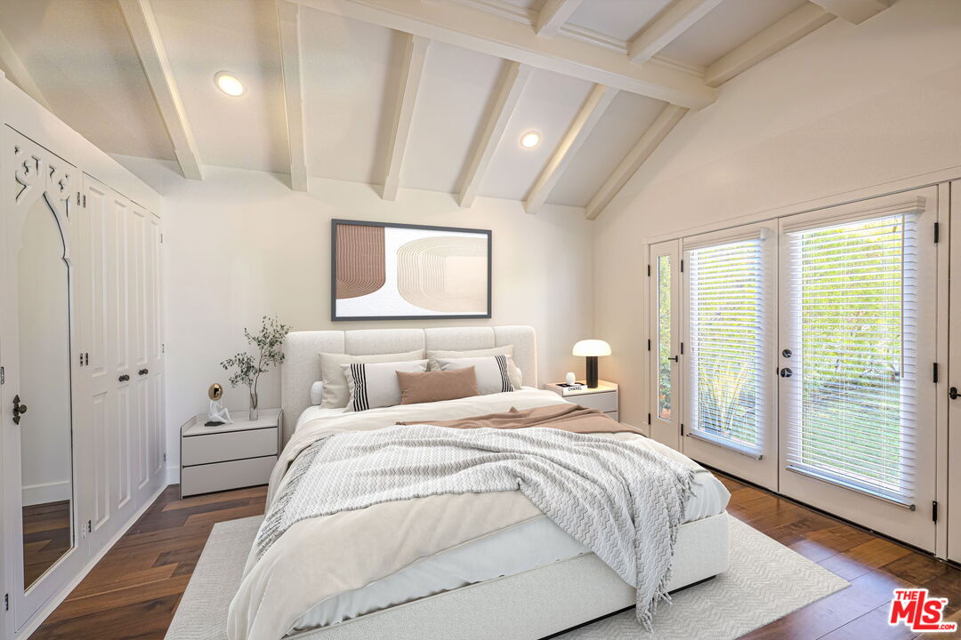 645 N Sierra Bonita Ave, Beverly Center
