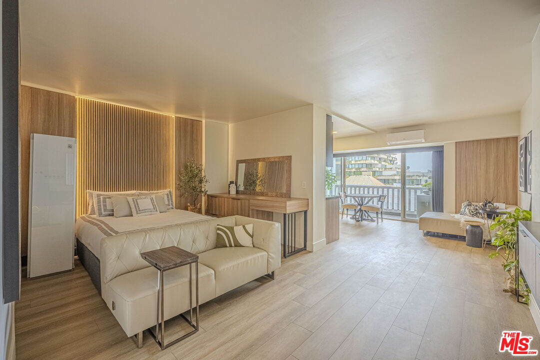 999 N Doheny Dr Unit: 307