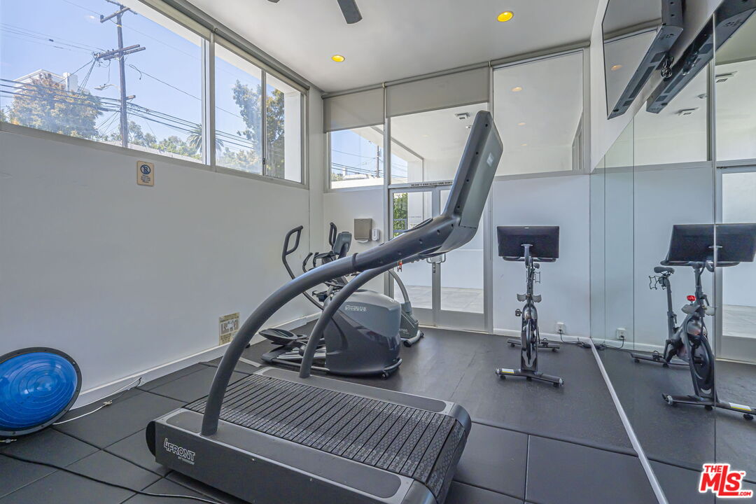 999 N Doheny Dr Unit: 307