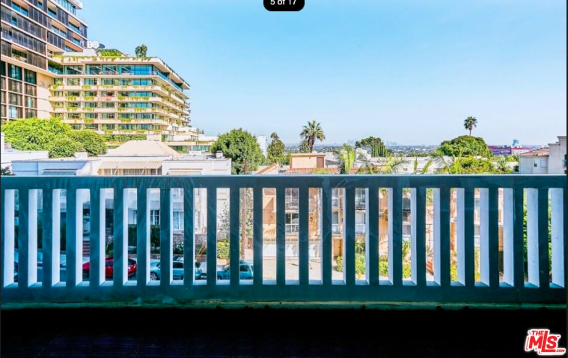 999 N Doheny Dr Unit: 307