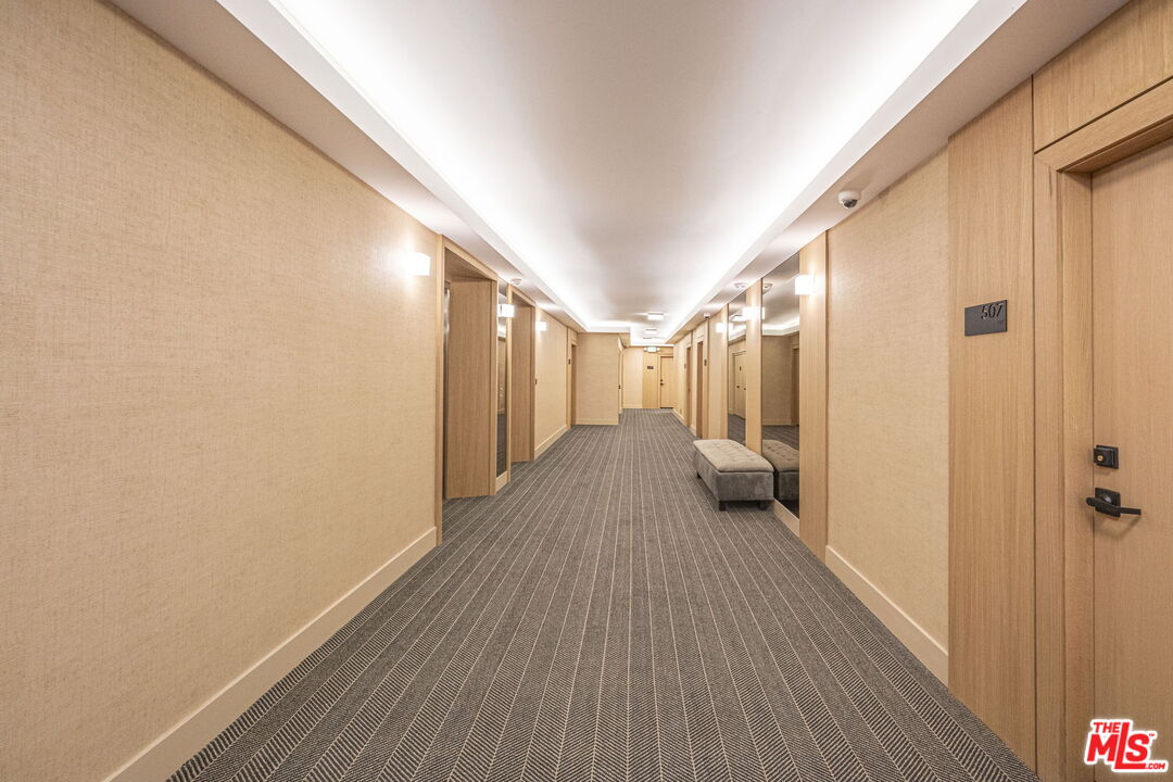 999 N Doheny Dr Unit: 307