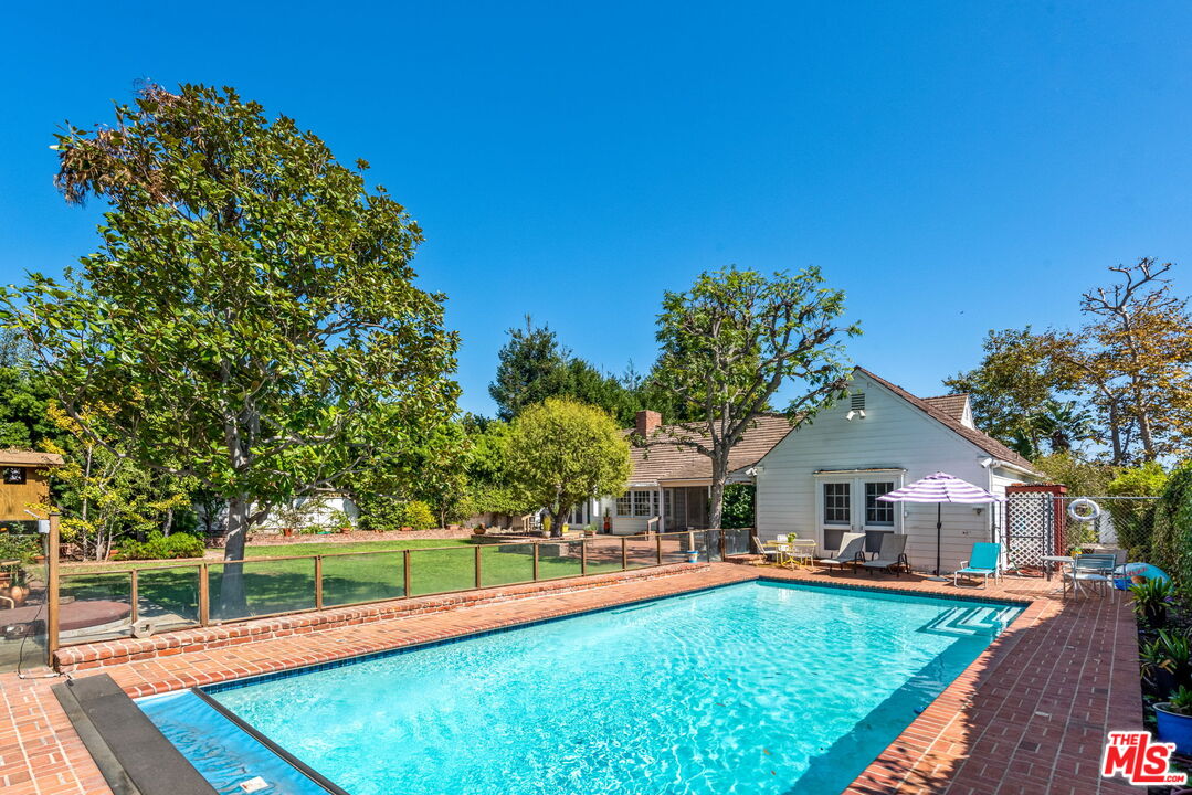 765 Amalfi Dr, Pacific Palisades
