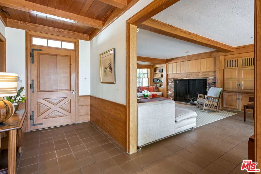 765 Amalfi Dr, Pacific Palisades