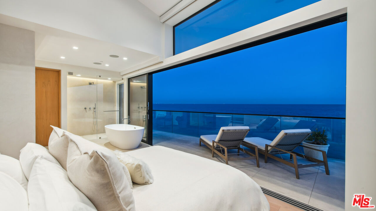 18954 Pacific Coast Highway, Malibu