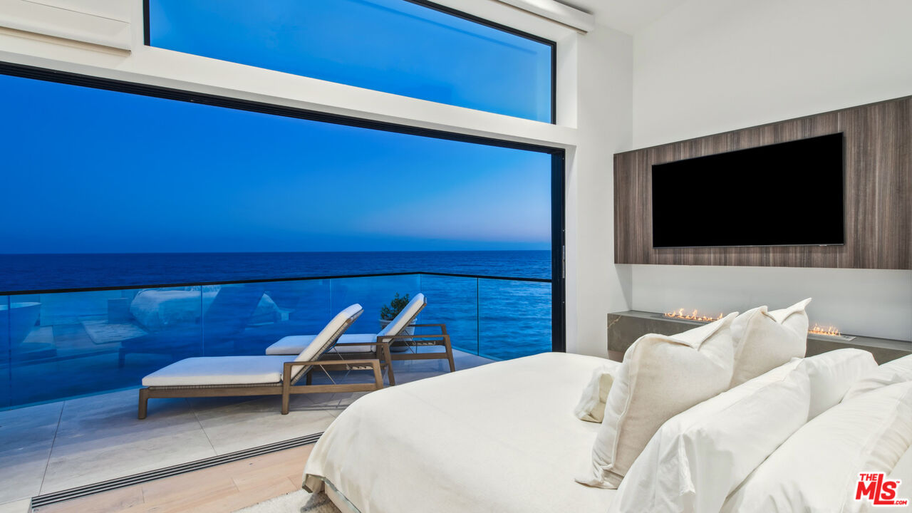 18954 Pacific Coast Highway, Malibu