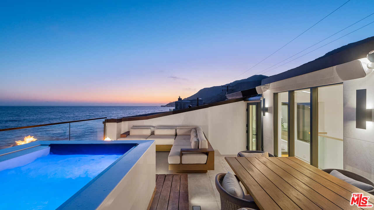 18954 Pacific Coast Highway, Malibu