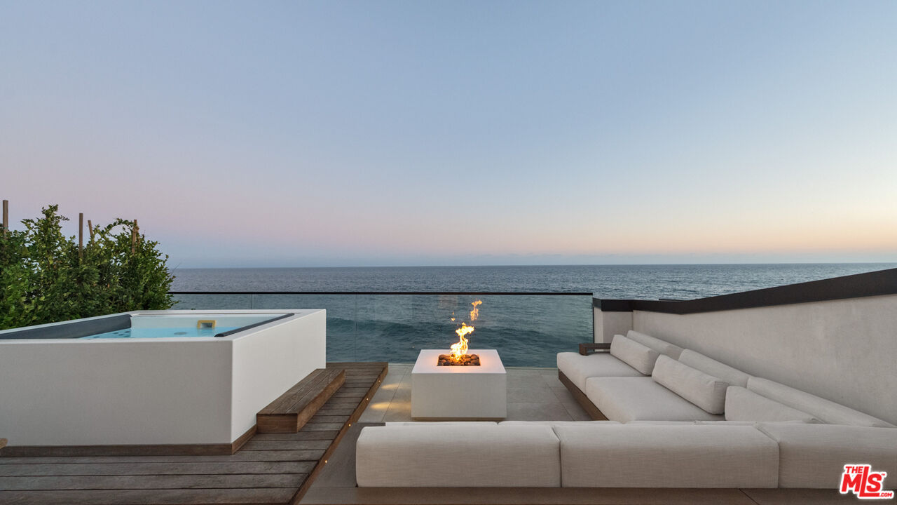 18954 Pacific Coast Highway, Malibu