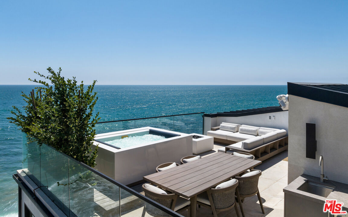 18954 Pacific Coast Highway, Malibu