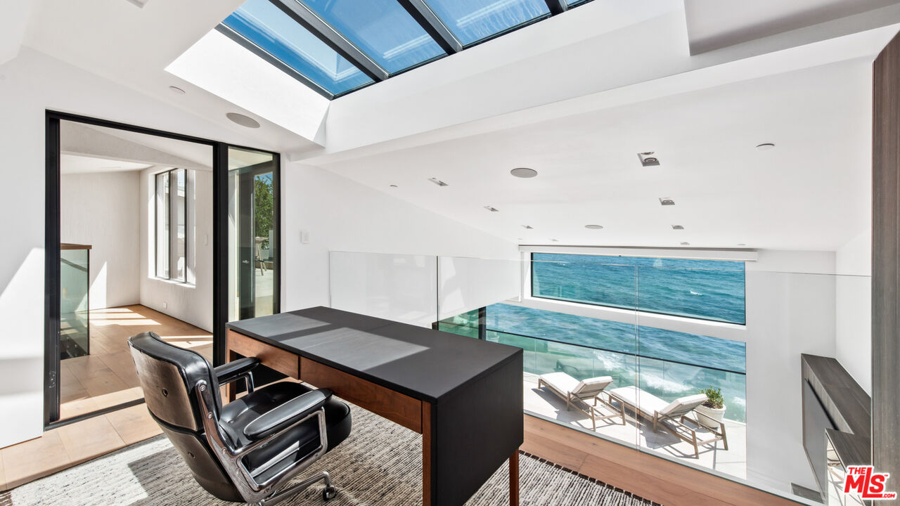 18954 Pacific Coast Highway, Malibu